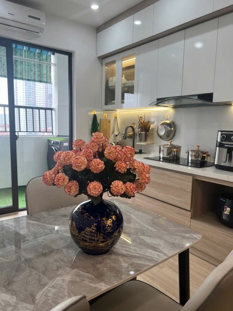 Bán nhà Linh Đàm - diện tích 67m2 1 tầng - Căn hộ 2 ngủ 2WC, view hồ - giá 3,9 tỷ