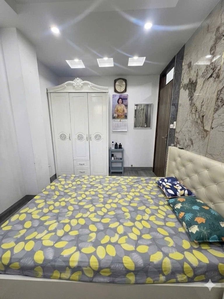 Bán nhà Ngõ 103 Xã Đàn - diện tích 50m2 1 tầng - Thang máy - giá 2,5 tỷ