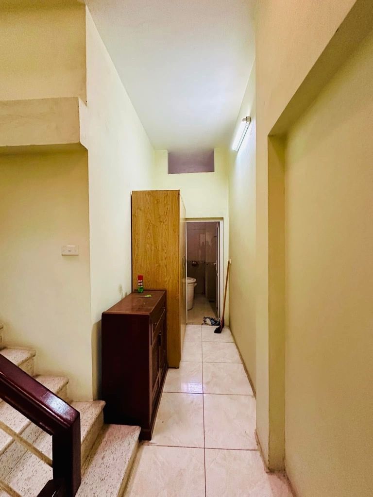 Bán nhà Chùa Bộc - diện tích 24.1m2 5 tầng - Phân lô, 2 mặt thoáng - giá 8,5 tỷ