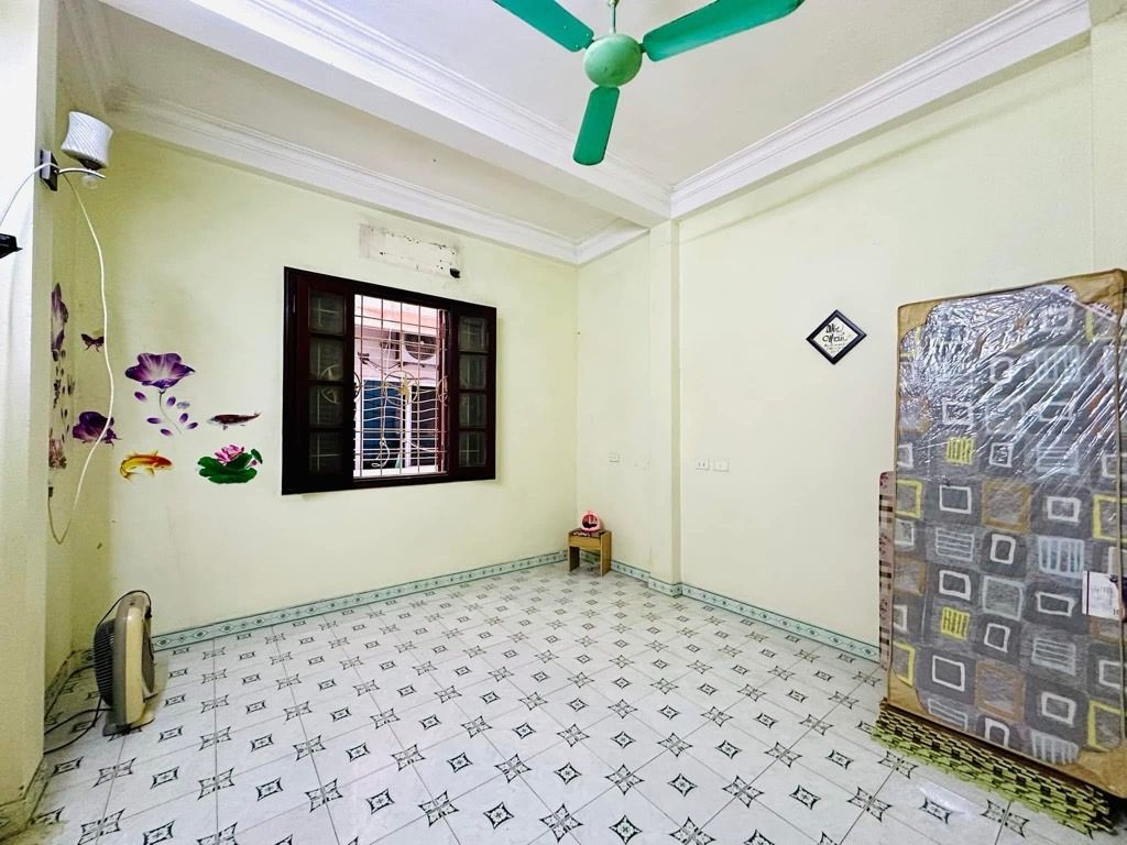 Bán nhà Chùa Bộc - diện tích 24.1m2 5 tầng - Phân lô, 2 mặt thoáng - giá 8,5 tỷ