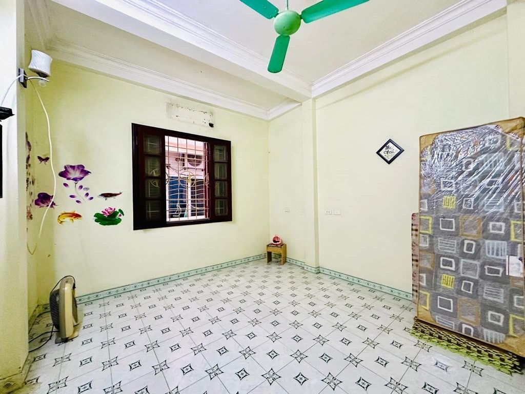 Bán nhà Chùa Bộc - diện tích 24.1m2 5 tầng - Phân lô, 2 mặt thoáng - giá 8,5 tỷ