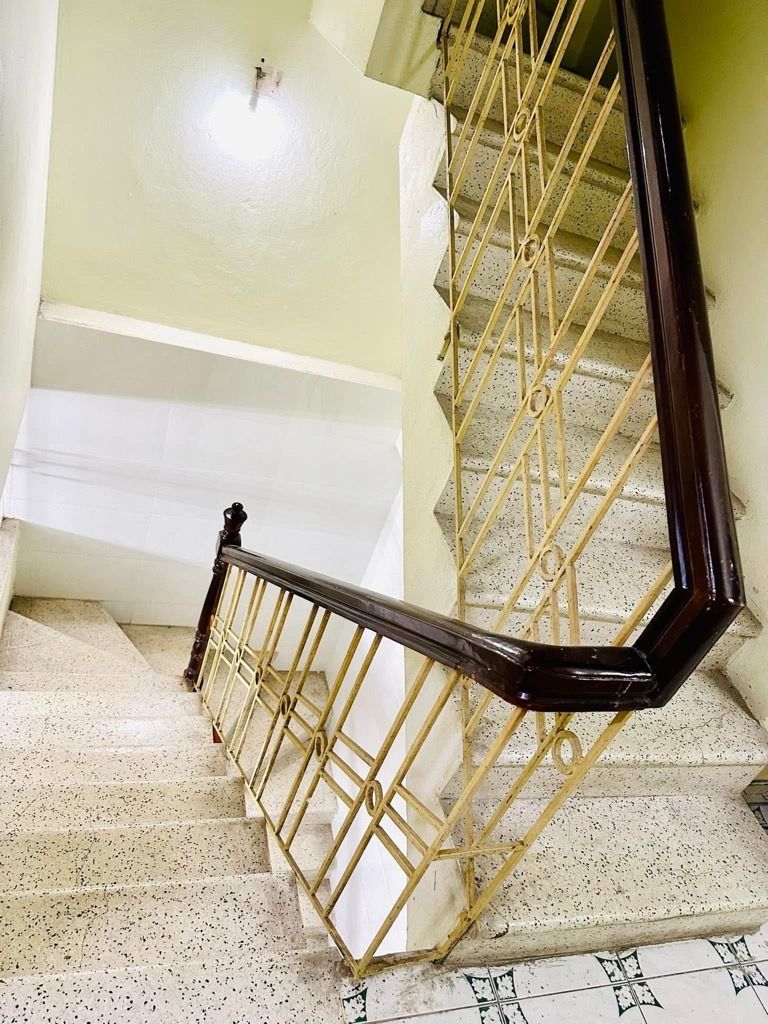 Bán nhà Chùa Bộc - diện tích 24.1m2 5 tầng - Phân lô, 2 mặt thoáng - giá 8,5 tỷ