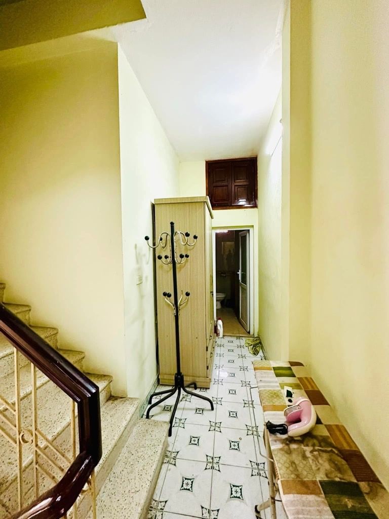 Bán nhà Chùa Bộc - diện tích 24.1m2 5 tầng - Phân lô, 2 mặt thoáng - giá 8,5 tỷ