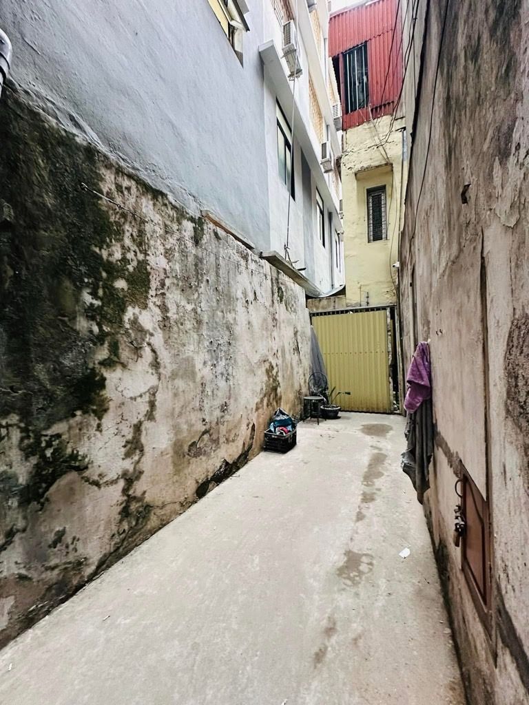 Bán nhà Chùa Bộc - diện tích 24.1m2 5 tầng - Phân lô, 2 mặt thoáng - giá 8,5 tỷ