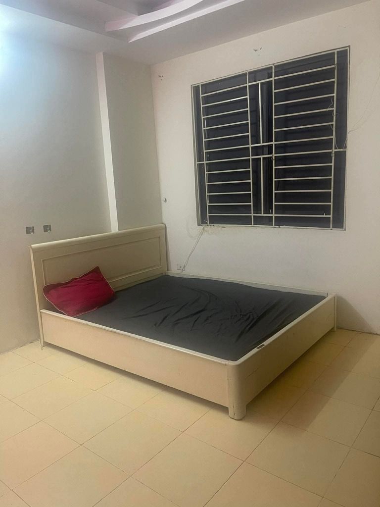 Bán nhà Cự Lộc - diện tích 22m2 5 tầng - gần ô tô - giá 8,2 tỷ