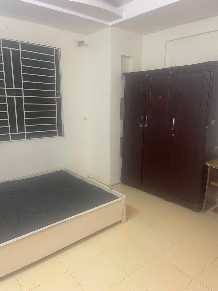 Bán nhà Cự Lộc - diện tích 22m2 5 tầng - gần ô tô - giá 8,2 tỷ