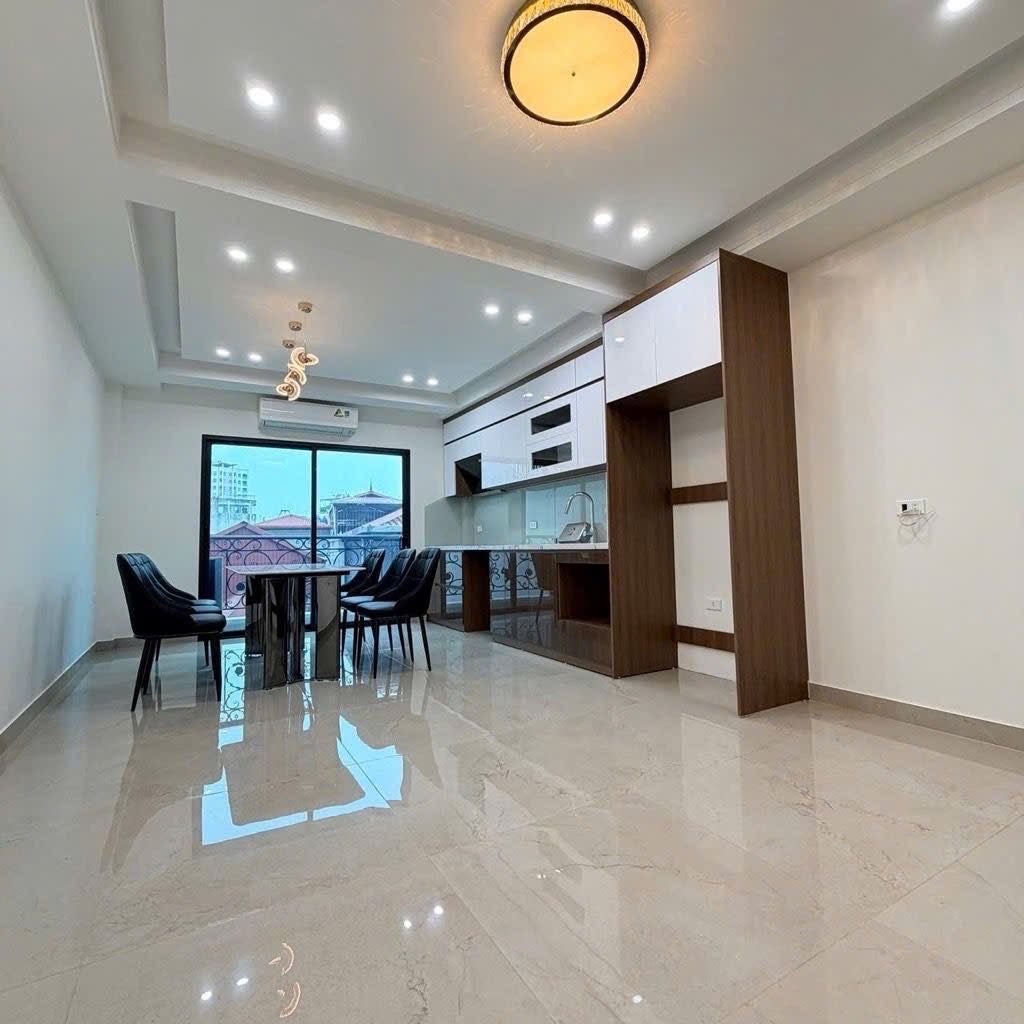 Bán nhà Cù Chính Lan - diện tích 37m2 8 tầng - ÔTÔ QUA NHÀ - giá 18,8 tỷ