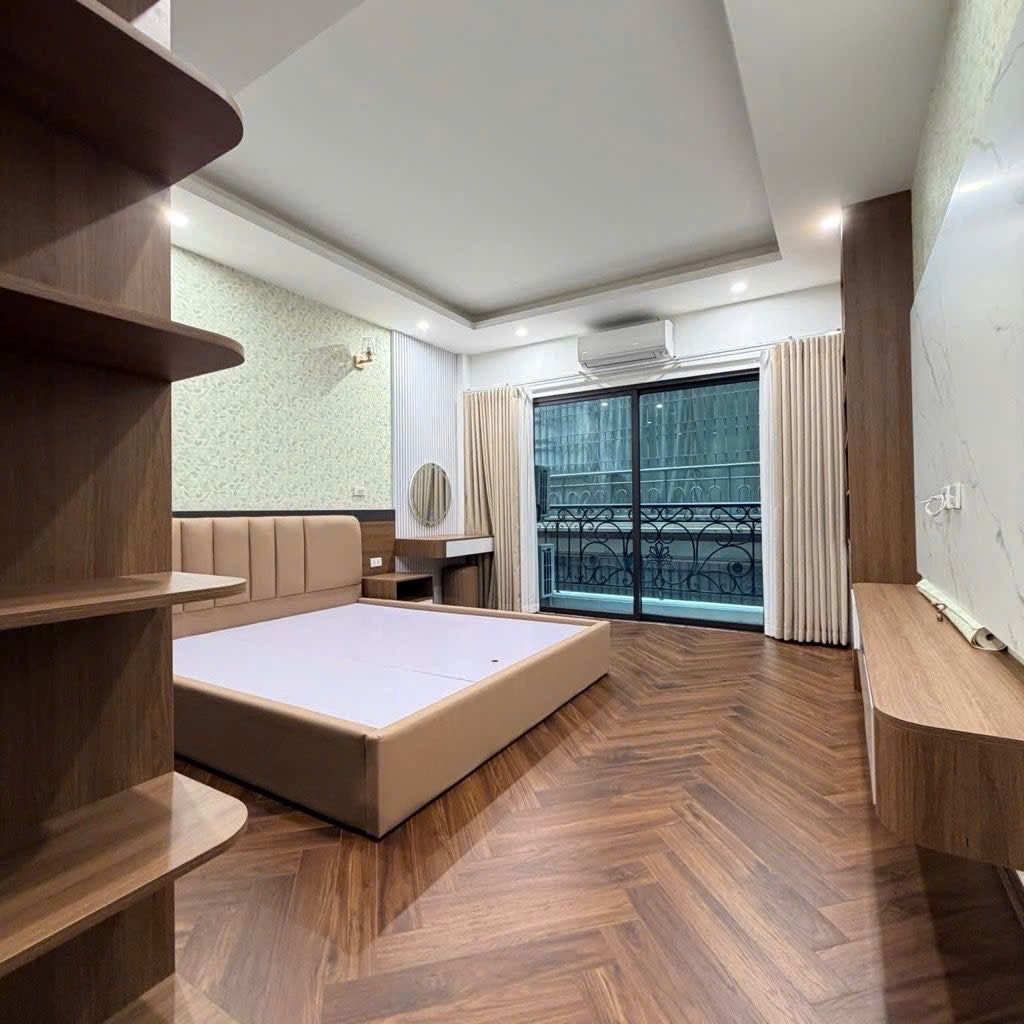 Bán nhà Cù Chính Lan - diện tích 37m2 8 tầng - ÔTÔ QUA NHÀ - giá 18,8 tỷ