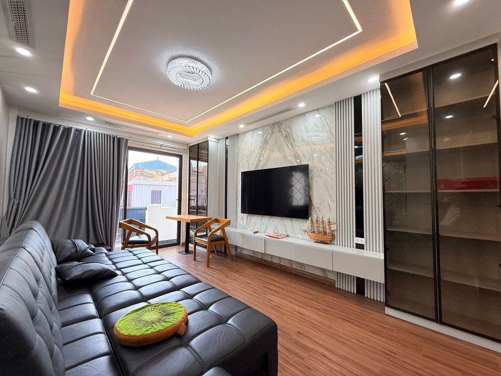 Bán nhà Tam Trinh - diện tích 60.9m2 6 tầng - Ô TÔ TRÁNH - giá 23,6 tỷ