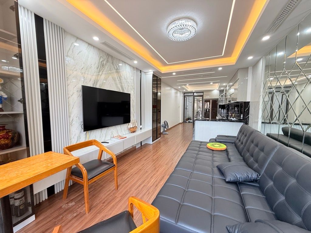 Bán nhà Tam Trinh - diện tích 60.9m2 6 tầng - Ô TÔ TRÁNH - giá 23,6 tỷ