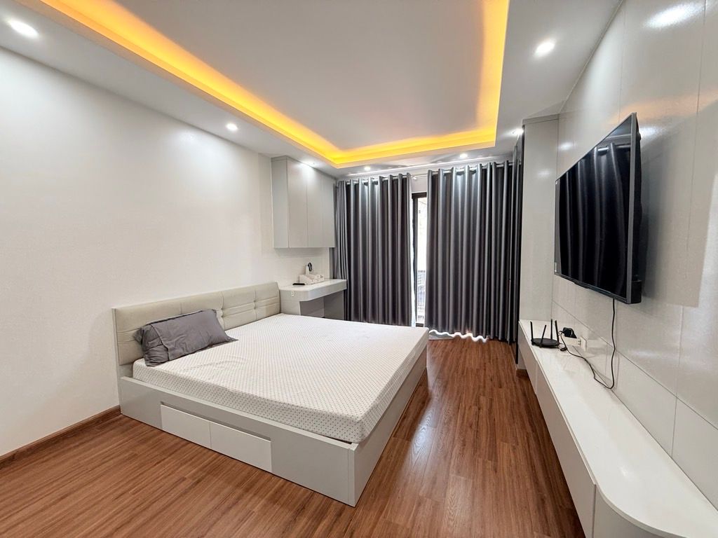 Bán nhà Tam Trinh - diện tích 60.9m2 6 tầng - Ô TÔ TRÁNH - giá 23,6 tỷ