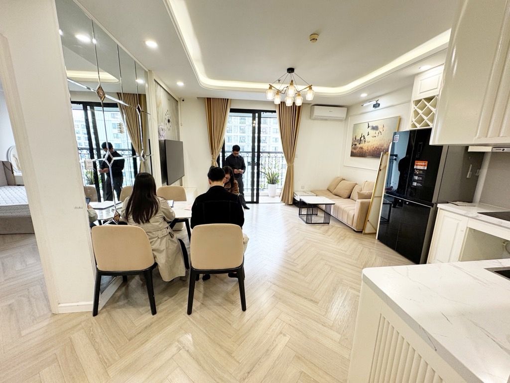 Bán nhà Times City - diện tích 94.2m2 24 tầng - Căn hộ đẹp, full nội thất - giá 12,8 tỷ