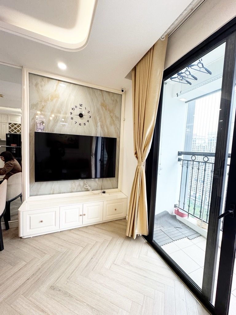 Bán nhà Times City - diện tích 94.2m2 24 tầng - Căn hộ đẹp, full nội thất - giá 12,8 tỷ