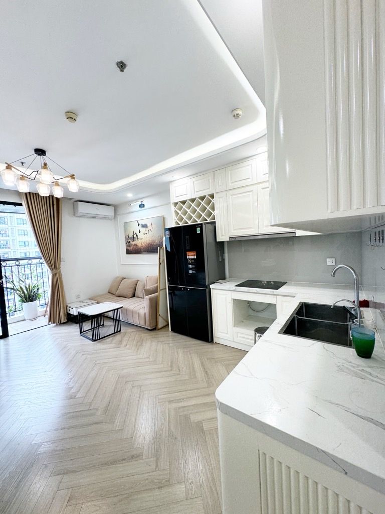 Bán nhà Times City - diện tích 94.2m2 24 tầng - Căn hộ đẹp, full nội thất - giá 12,8 tỷ