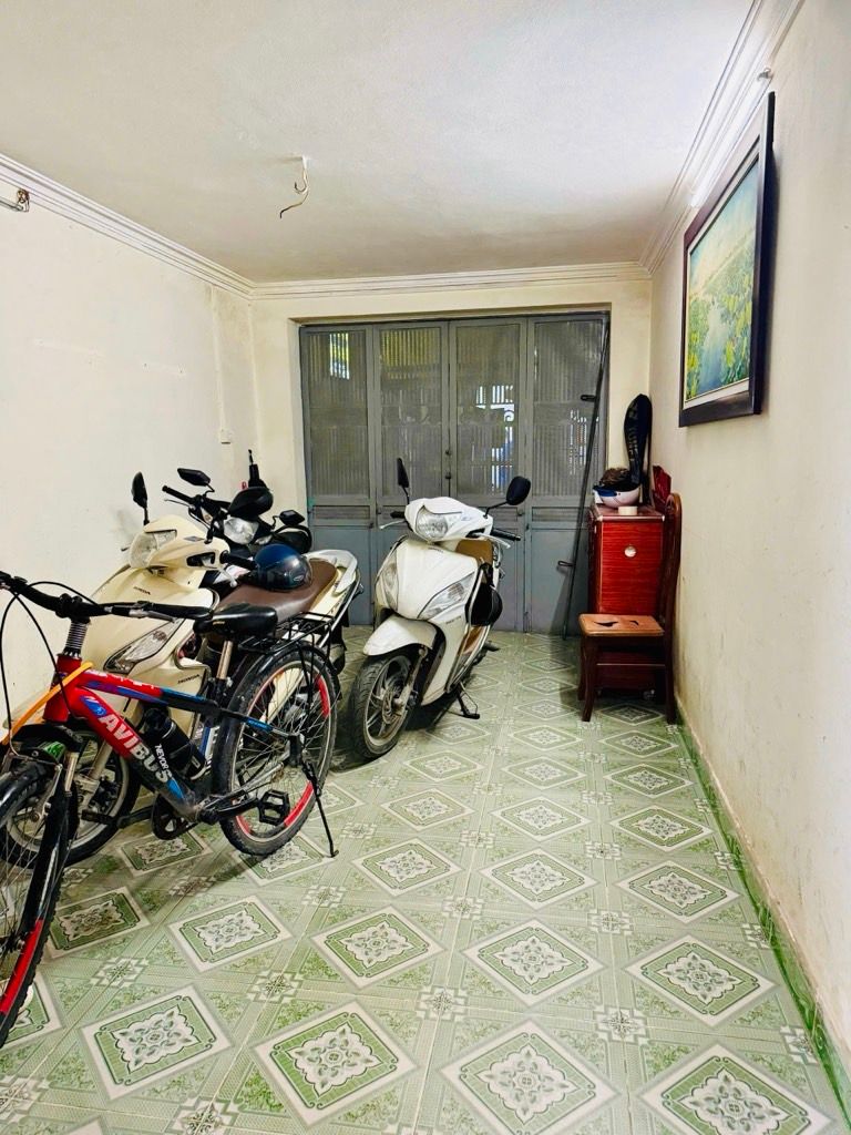 Bán nhà Nam Dư - diện tích 60.7m2 2 tầng - Nhà Đẹp Chưa Sổ - Mặt ngách thông - Lô góc thoáng sáng - giá 6,5 tỷ