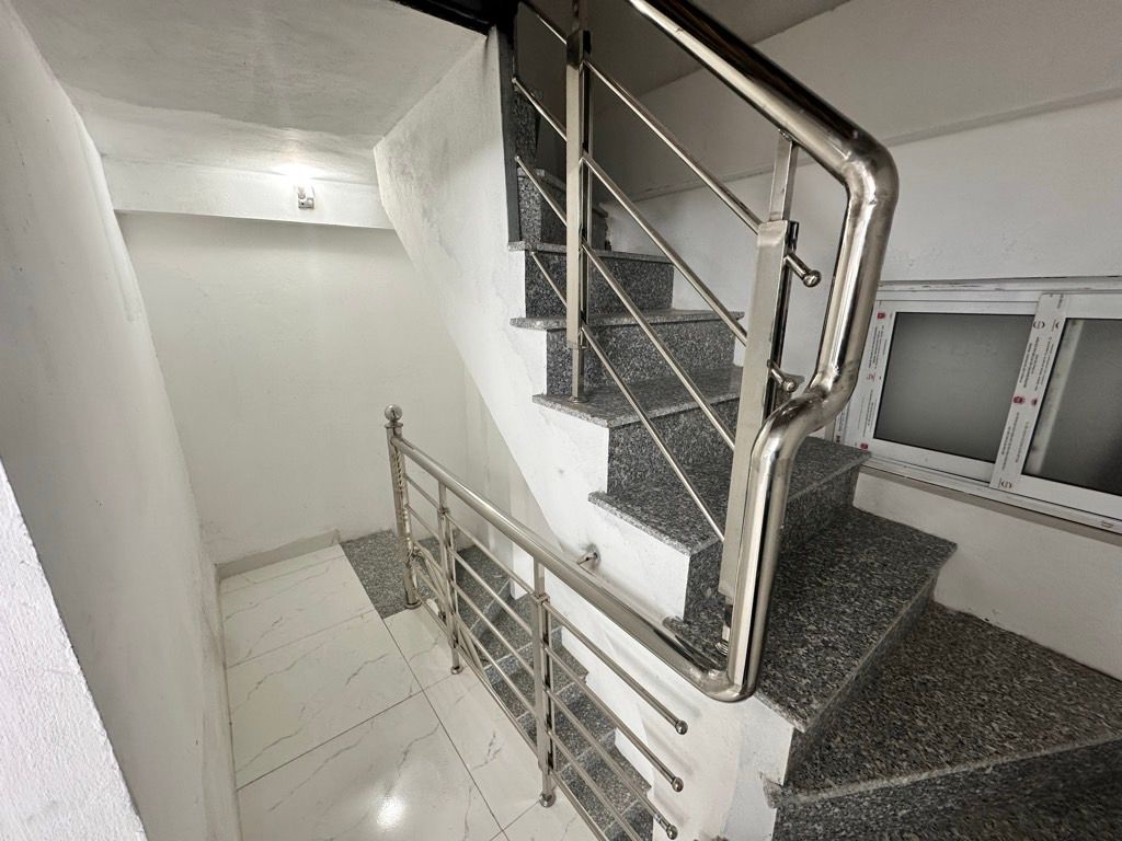 Bán nhà Khâm Thiên - diện tích 25m2 4 tầng - nhỏ xinh, kinh doanh online - giá 9,3 tỷ