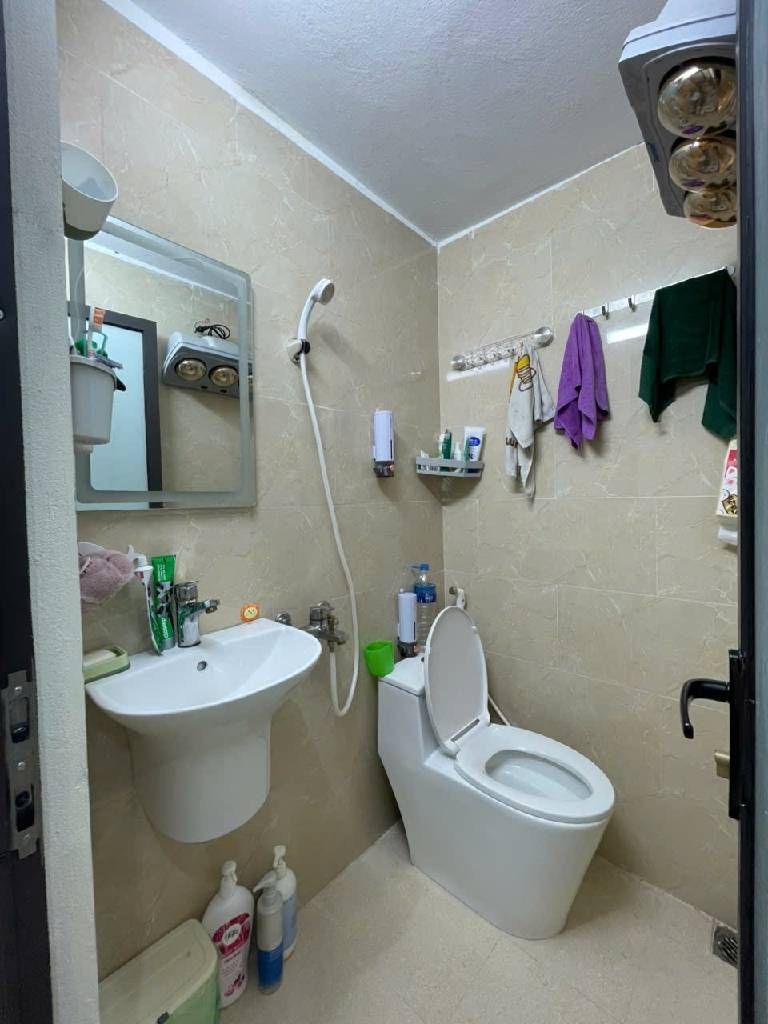 Bán nhà Lương Sử C - diện tích 17,4m2 4 tầng - Nhà đẹp full nội thất - giá 5,9 tỷ