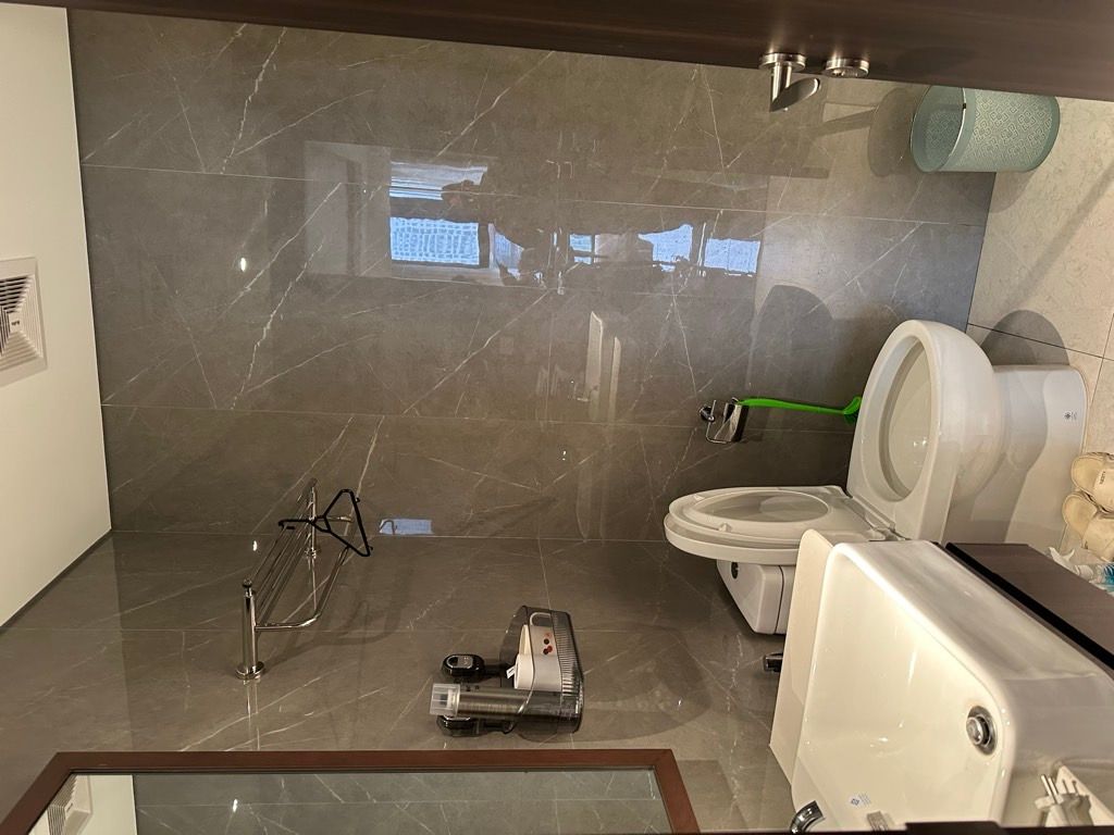 Bán nhà Nguyên Hồng - diện tích 57m2 1 tầng - Chung cư cao cấp The Gloria - giá 10,3 tỷ