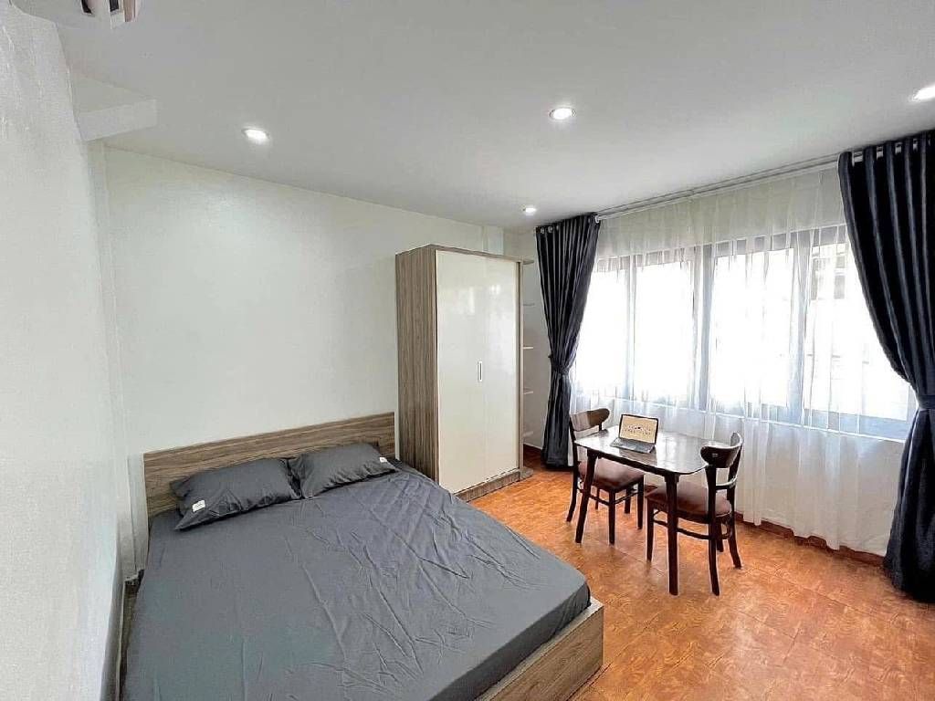 Bán nhà Chùa Láng - diện tích 79m2 6 tầng - giá 16 tỷ