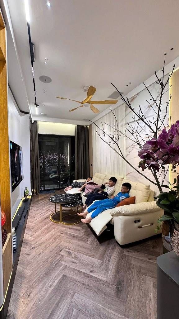 Bán nhà Giải Phóng - diện tích 43.6m2 5 tầng - Ô tô 7 chỗ đỗ cửa - giá 18,2 tỷ