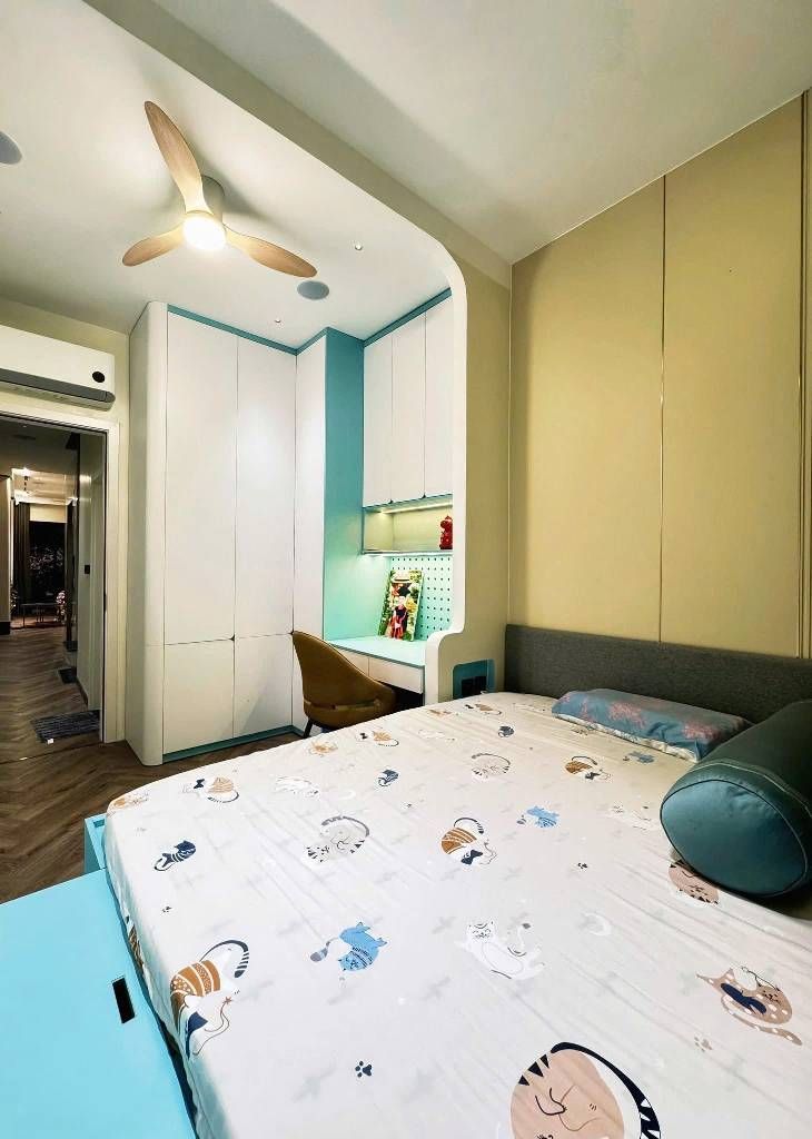 Bán nhà Giải Phóng - diện tích 43.6m2 5 tầng - Ô tô 7 chỗ đỗ cửa - giá 18,2 tỷ