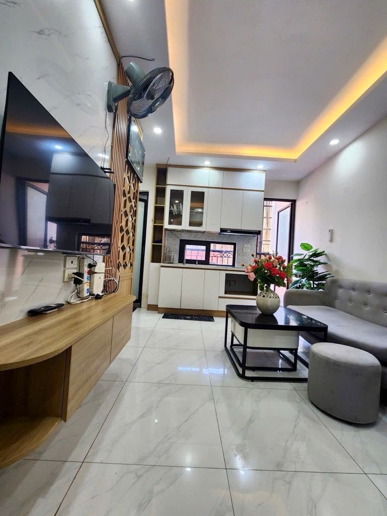 Bán nhà Nguyễn Trãi - diện tích 60m2 1 tầng - Căn hộ CCMN tầng 3 - giá 3,1 tỷ