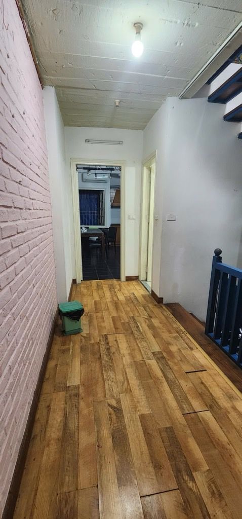 Bán nhà Nguyễn Cao - diện tích 45m2 4 tầng - ô tô tránh - giá 13,5 tỷ