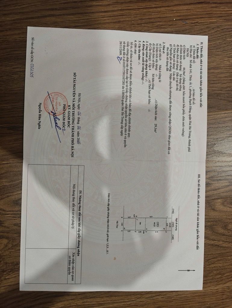 Bán nhà Nguyễn Cao - diện tích 45m2 4 tầng - ô tô tránh - giá 13,5 tỷ