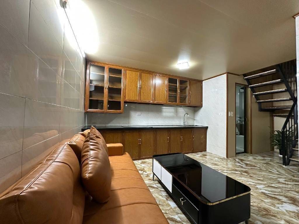 Bán nhà Nguyễn Xiển - diện tích 25m2 3 tầng - Nhà mới đẹp tặng full nội thất - giá 1,9 tỷ