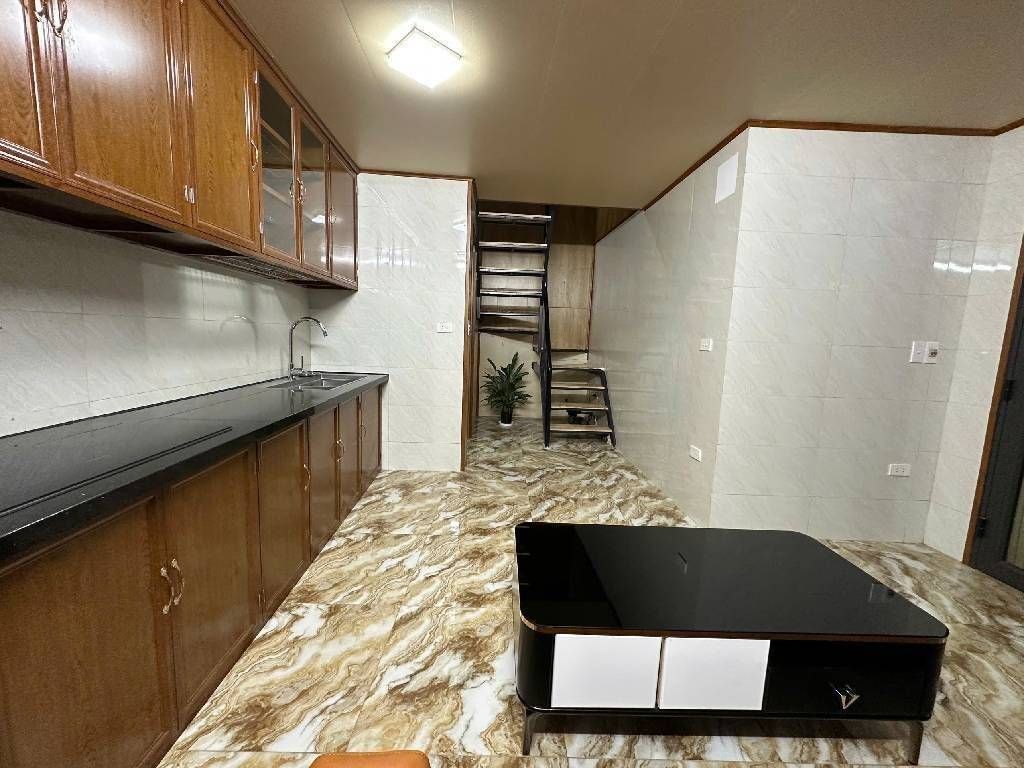 Bán nhà Nguyễn Xiển - diện tích 25m2 3 tầng - Nhà mới đẹp tặng full nội thất - giá 1,9 tỷ