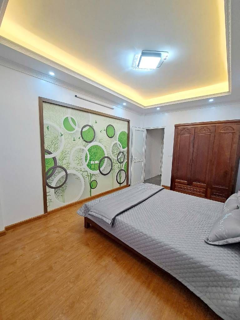 Bán nhà Thanh Đàm - diện tích 38m2 5 tầng - Ô tô đỗ cổng - giá 7,5 tỷ