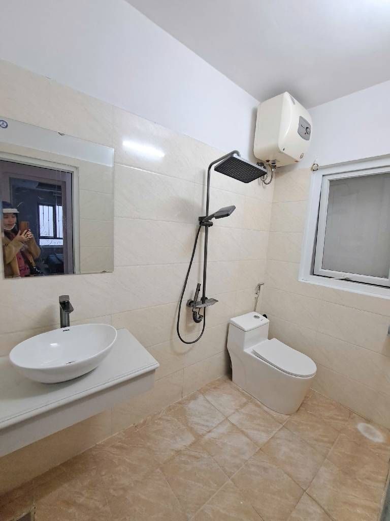 Bán nhà Thanh Đàm - diện tích 38m2 5 tầng - Ô tô đỗ cổng - giá 7,5 tỷ