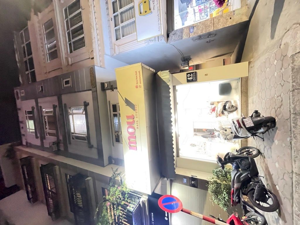 Bán nhà Nguyễn Ngọc Doãn - diện tích 45m2 6 tầng - Nhà lô góc, 3 mặt thoáng - giá 13,9 tỷ