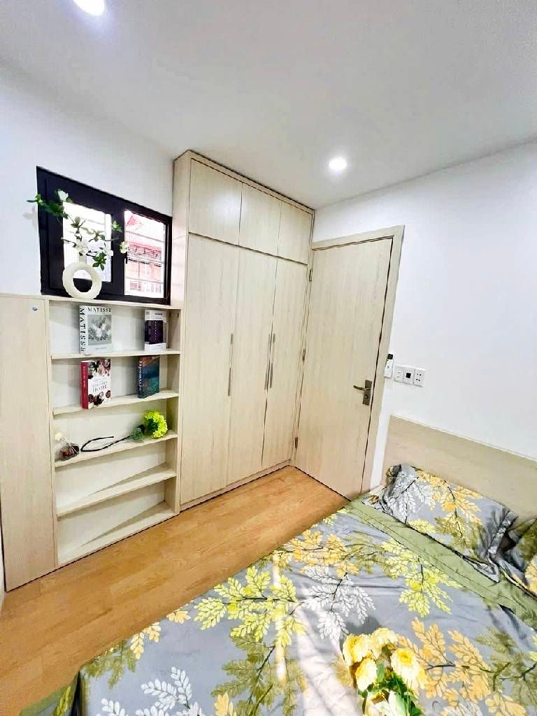 Bán nhà Đông Tác - diện tích 35m2 1 tầng - thang máy - giá 1,8 tỷ