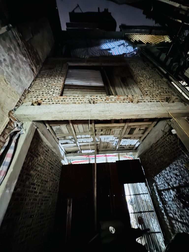 Bán nhà Khâm Thiên - diện tích 29m2 5 tầng - Ngõ rộng ba gác vào được - giá 7,5 tỷ