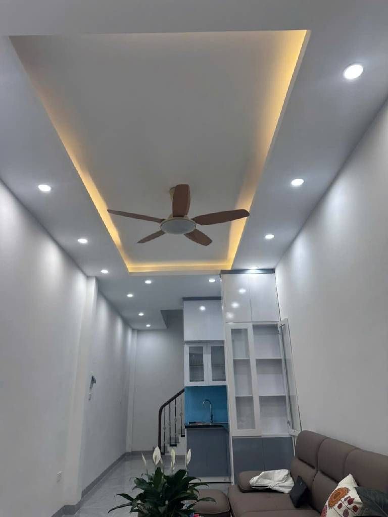 Bán nhà Võ Thị Sáu - diện tích 33m2 4 tầng - Nhà đẹp hiếm có - giá 9 tỷ