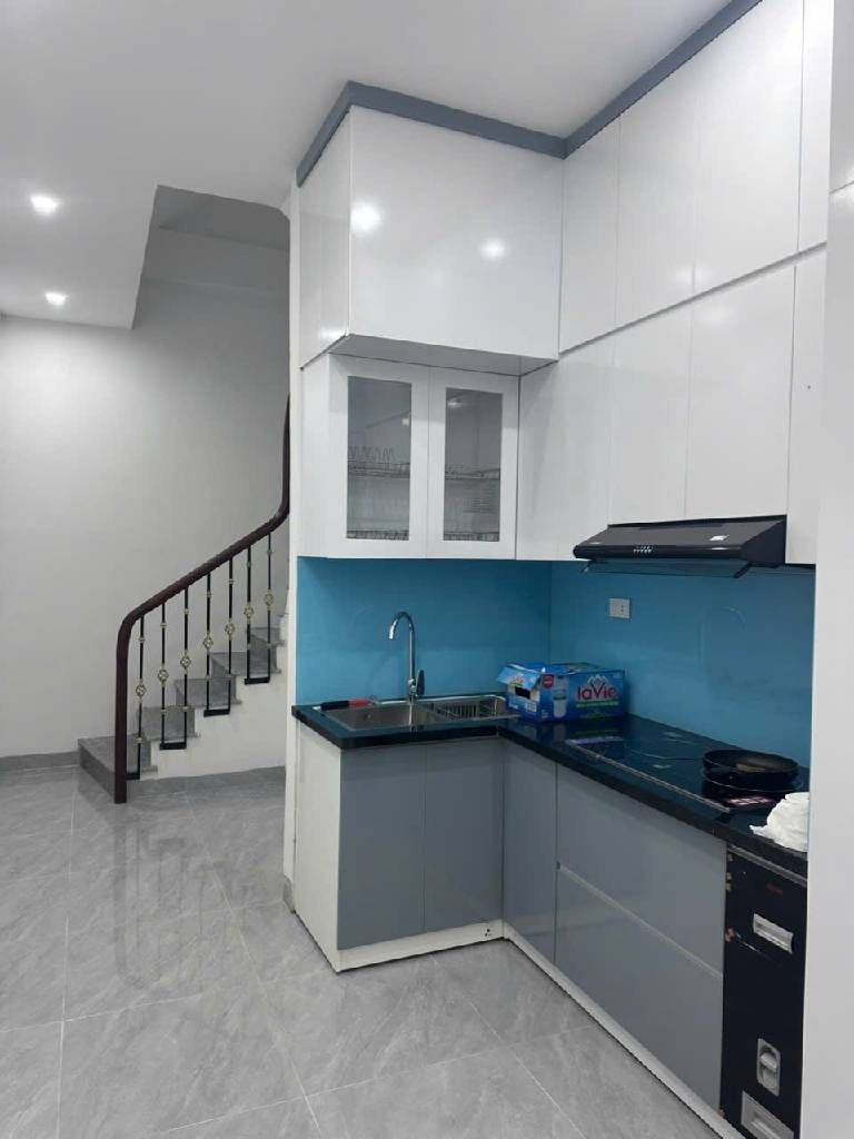 Bán nhà Võ Thị Sáu - diện tích 33m2 4 tầng - Nhà đẹp hiếm có - giá 9 tỷ