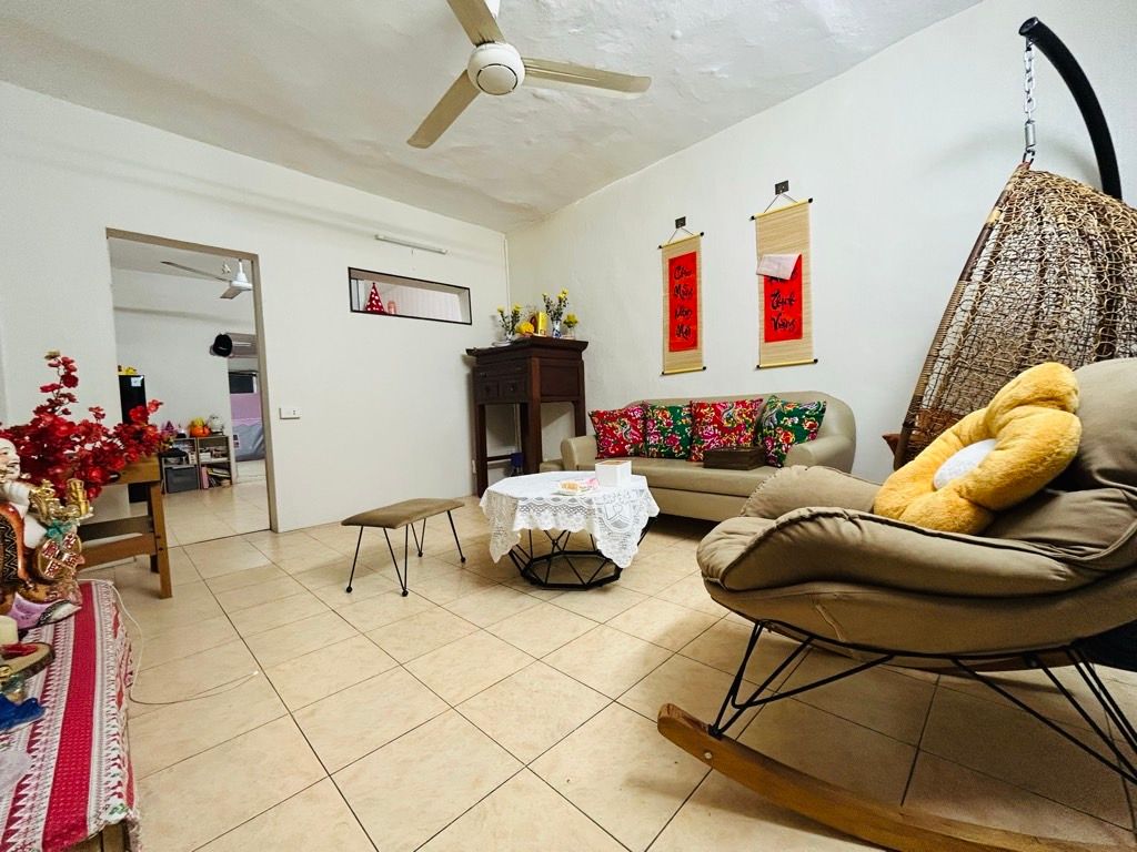 Bán nhà Bạch Mai - diện tích 34m2 1 tầng - Căn góc - giá 4,35 tỷ