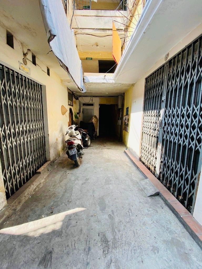 Bán nhà Bạch Mai - diện tích 34m2 1 tầng - Căn góc - giá 4,35 tỷ