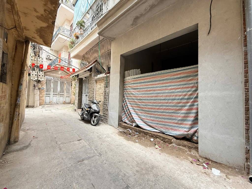 Bán nhà Nguyễn An Ninh - diện tích 40m2 6 tầng - Ô tô vào - giá 11,8 tỷ