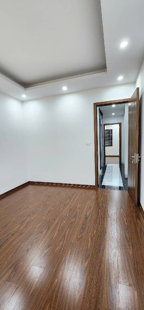 Bán nhà Đê Trần Khát Chân - diện tích 42.1m2 5 tầng - thang máy, gần ô tô - giá 11,95 tỷ