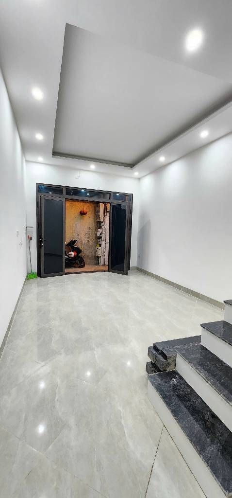 Bán nhà Đê Trần Khát Chân - diện tích 42.1m2 5 tầng - thang máy, gần ô tô - giá 11,95 tỷ