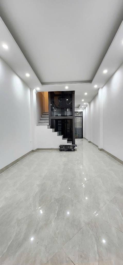 Bán nhà Đê Trần Khát Chân - diện tích 42.1m2 5 tầng - thang máy, gần ô tô - giá 11,95 tỷ