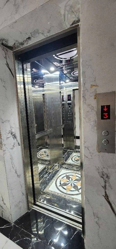 Bán nhà Tân Mai - diện tích 65.4m2 5 tầng - Ô TÔ TRÁNH 10M - THANG MÁY - giá 18,8 tỷ