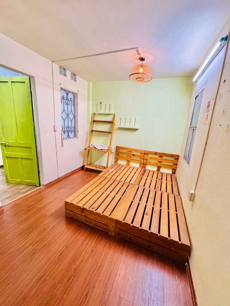 Bán nhà Thọ Lão - diện tích 40m2 4 tầng - Lô góc 3 mặt thoáng - giá 12 tỷ