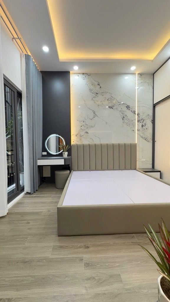 Bán nhà Gốc Đề - diện tích 40.5m2 4 tầng - Gần ô tô - giá 9,8 tỷ