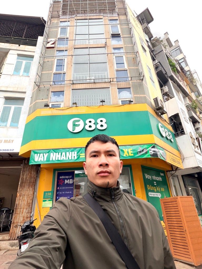 Bán nhà Đê La Thành - diện tích 17,4m2 5 tầng - Mặt phố, vỉa hè kinh doanh - giá 10,8 tỷ