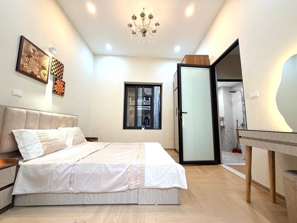 Bán nhà Lò Đúc - diện tích 27m2 4 tầng - Ô tô nhỏ vào tận nơi - giá 9,5 tỷ