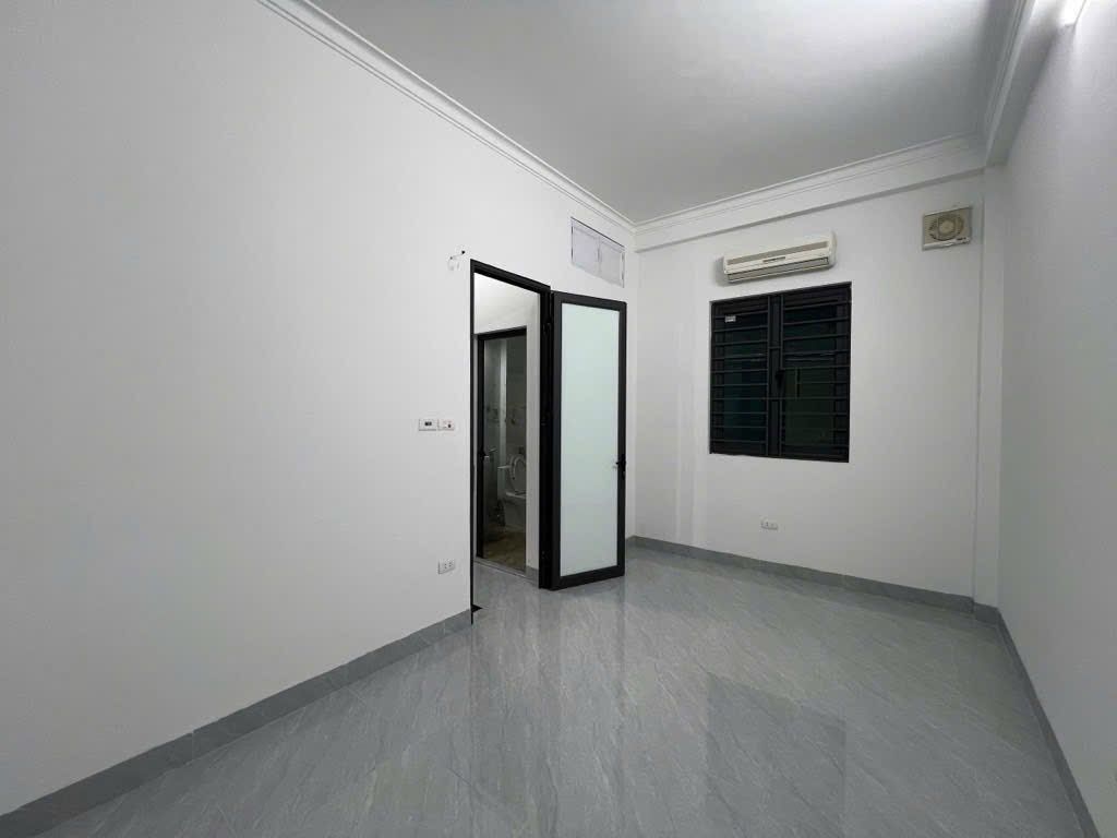 Bán nhà Vương Thừa Vũ - diện tích 36.2m2 4 tầng - ÔTÔ ĐỖ CỬA - giá 14,5 tỷ