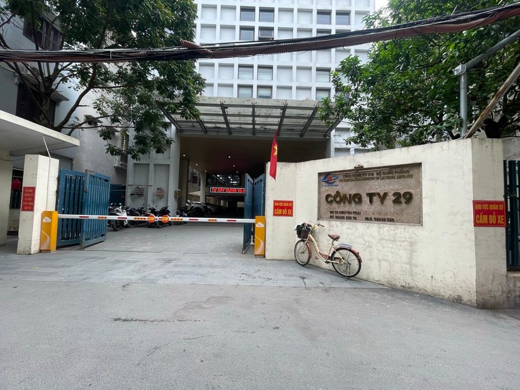 Bán nhà Nguyễn Trãi - diện tích 50m2 5 tầng - Gara ô tô, ngõ ô tô tải - giá 19 tỷ